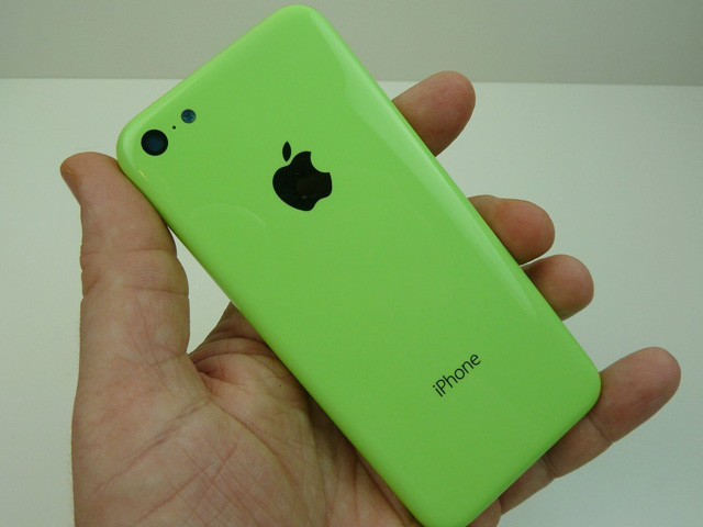 Lộ diện loạt ảnh tươi mát của iPhone 5C màu xanh lá ảnh 1