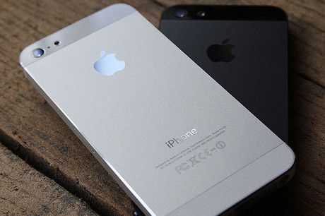 Sát Tết, nhiều nơi “tranh thủ” tăng giá iPhone 5