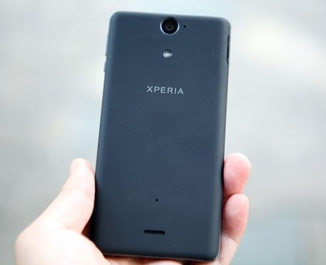 Sony Xperia V - smartphone chống nước 2