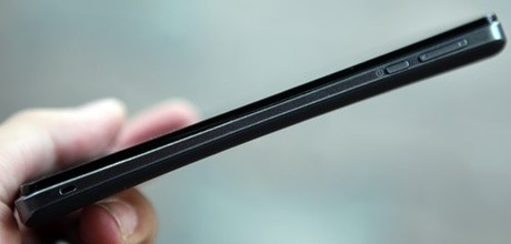Sony Xperia V - smartphone chống nước 5