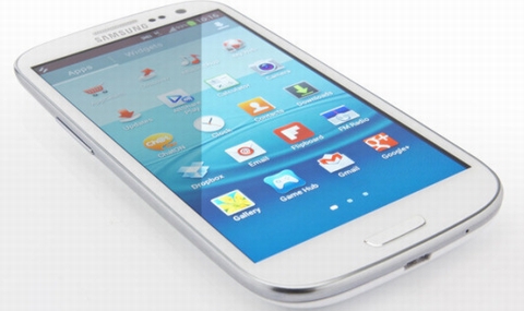 Phu kien iPhone - Samsung sẽ đấu đến cùng với iPhone 5 bằng Galaxy S4?