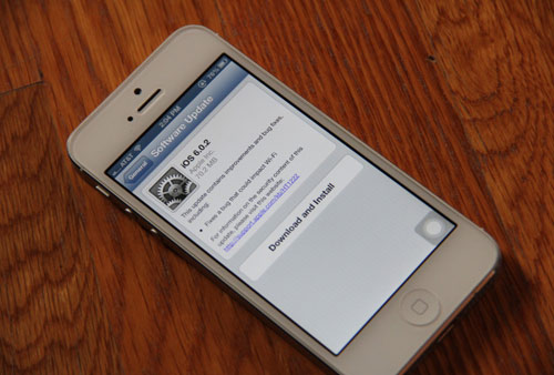 Phu kien iPhone - Apple tung iOS 6.0.2 sửa lỗi iPhone 5, iPad Mini 