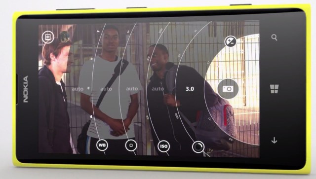 Phu kien iPhone - Bạn có muốn sở hữu Lumia 1020 chỉ vì camera 41 chấm ?